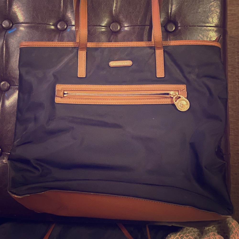 Michael Kors Canvas LG Tote Bag